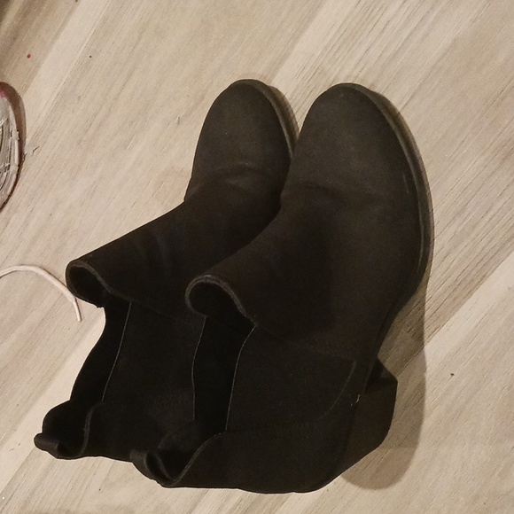 Size 40 Divided brand ankle boots - Picture 2 of 5